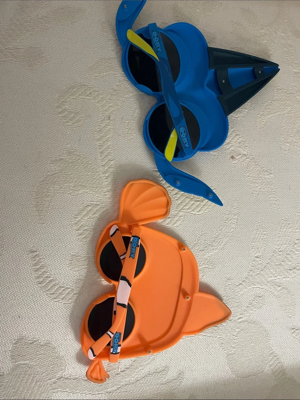 Nemo and Dory costume glasses